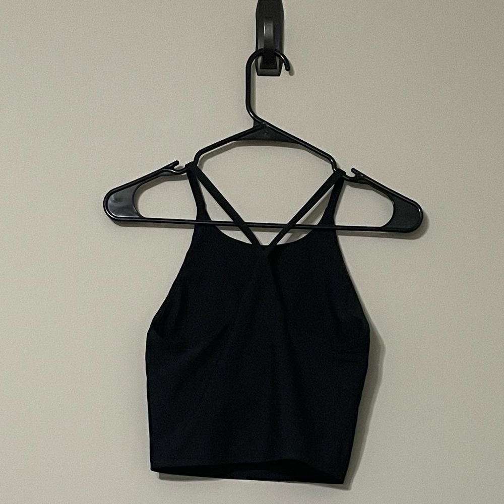 black Old Navy athletic tank with shelf-bra, W S